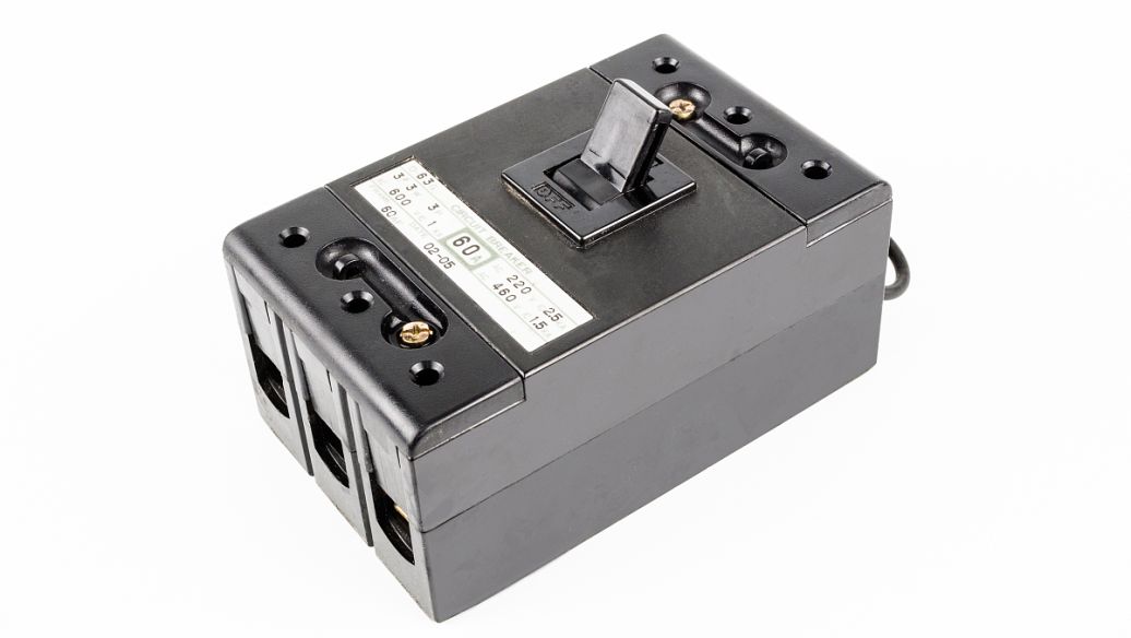 如何選取固態(tài)繼電器的電流等級(jí)以及過(guò)流保護(hù)介紹